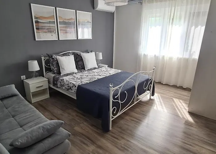 Levante - 500m Amphitheatre - Free Parking Apartman